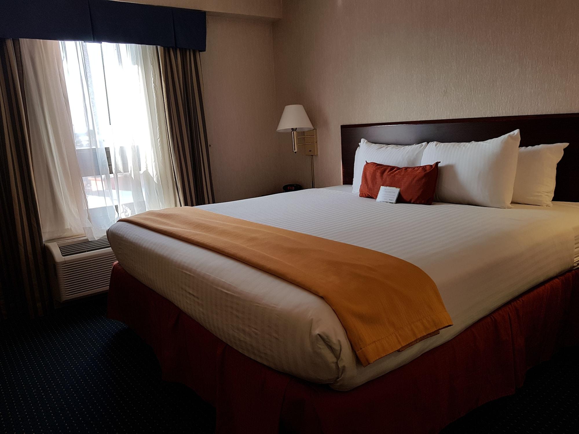 วินด์แฮม การ์เดน มอนเทอร์เรย์ นอร์เต Hotel San Nicolas de los Garza ภายนอก รูปภาพ