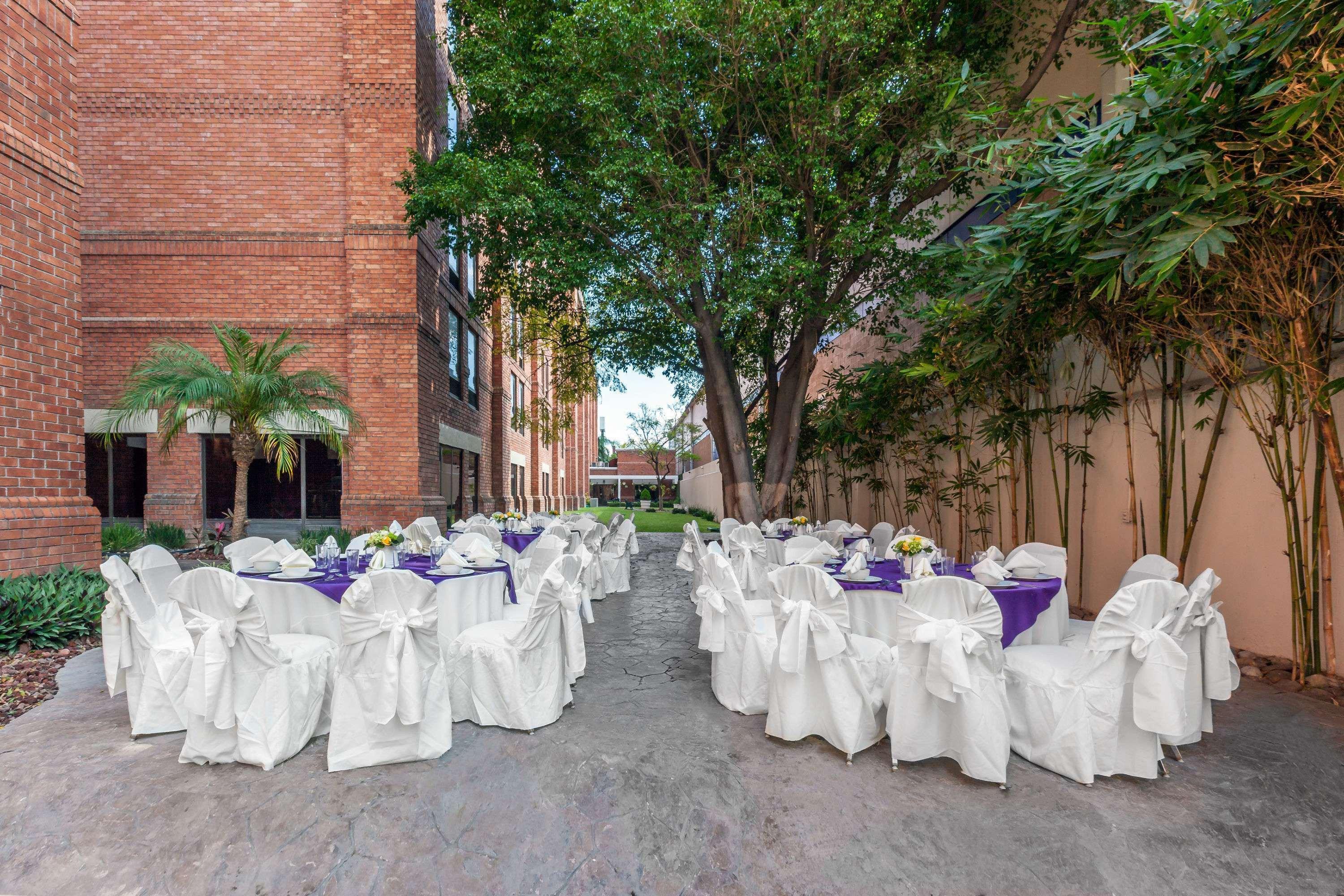 วินด์แฮม การ์เดน มอนเทอร์เรย์ นอร์เต Hotel San Nicolas de los Garza ภายนอก รูปภาพ