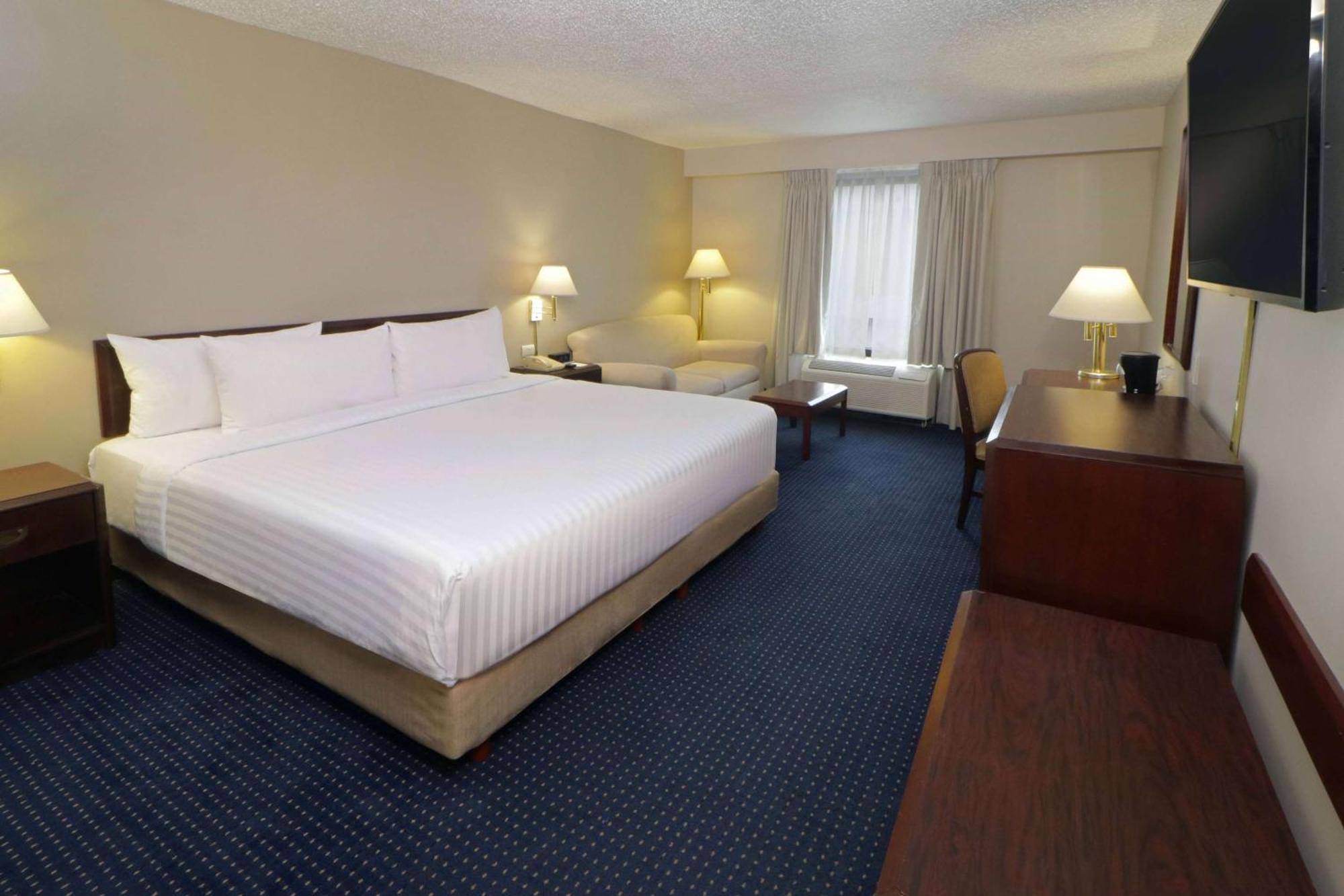 วินด์แฮม การ์เดน มอนเทอร์เรย์ นอร์เต Hotel San Nicolas de los Garza ภายนอก รูปภาพ